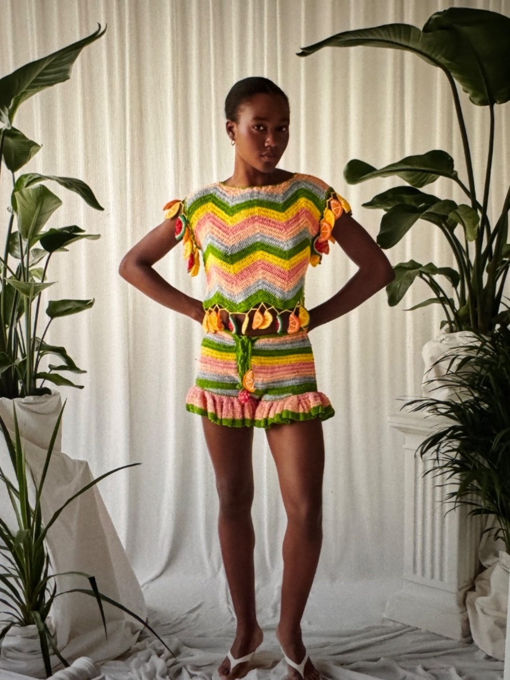 Celiab Crochet top with fruit appliques - Picture 2 of 4